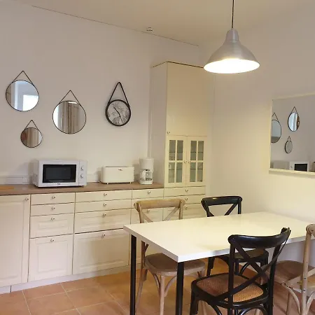 De L'eglise Calvi (Corsica)