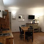 Apartment De L'eglise, Centre Historique, Rue Pietonne *