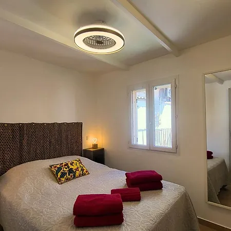 De L'eglise Calvi (Corsica)