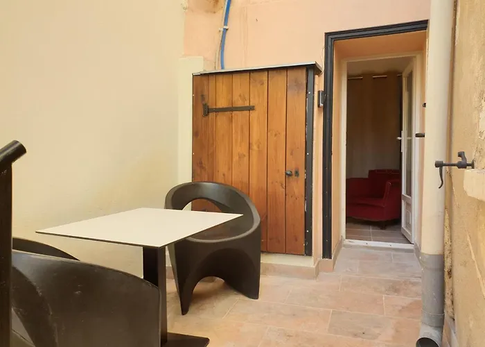 Apartment De L'eglise, Centre Historique, Rue Pietonne *